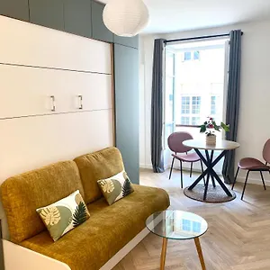 Brand New - Rue Cler , Paris France